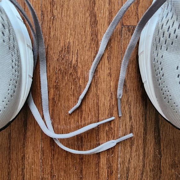 Brooks Ariel ‘20 Women’s 8.5M Running Grey Gray Purple Shoes - Picture 7 of 11